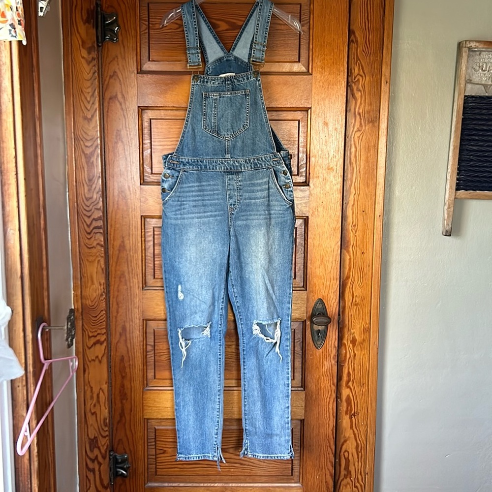 Women’s M bib overalls
